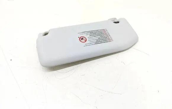 Peugeot 208 Sun visor