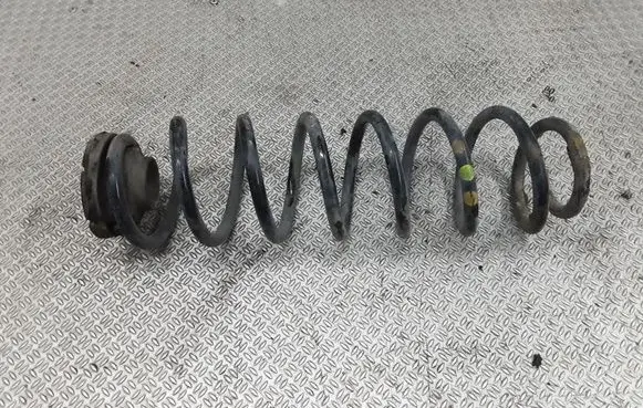 Volkswagen Polo IV 9N3 Rear coil spring