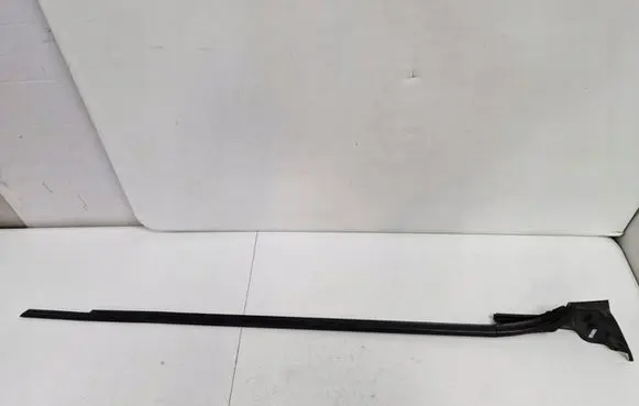 Peugeot RCZ Windshield trim 