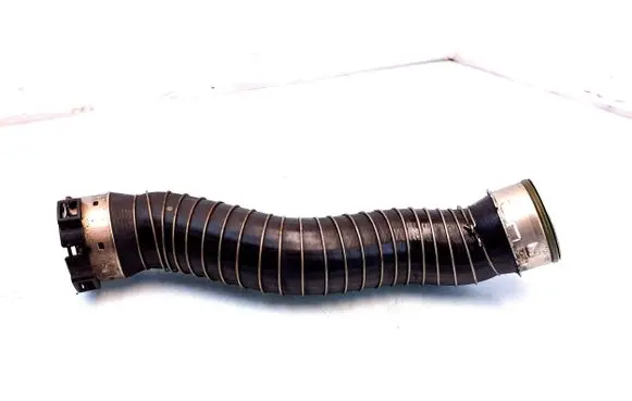 BMW X1 E84 Intercooler hose/pipe 7823887 11617823887