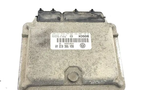 Skoda Octavia Mk1 (1U) Engine control unit/module ECU 06A906018AM