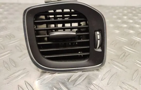 Volvo V60 Dashboard side air vent grill/cover trim 30791697
