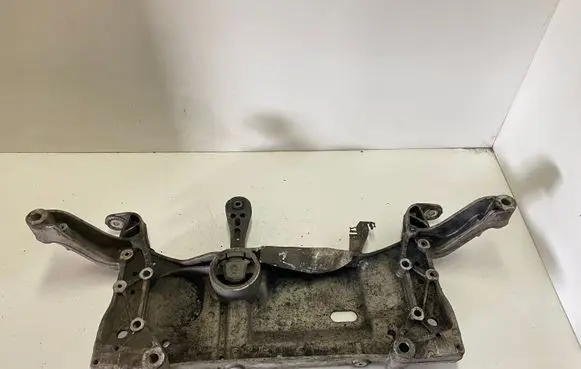 Volkswagen Touran I Front subframe 1K0199369G