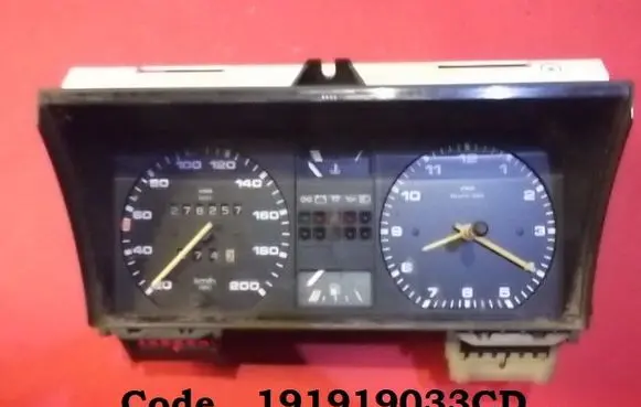 Volkswagen Jetta II Speedometer (instrument cluster) 191919033CD 191919059C