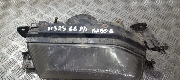 Mazda 323 Headlight/headlamp