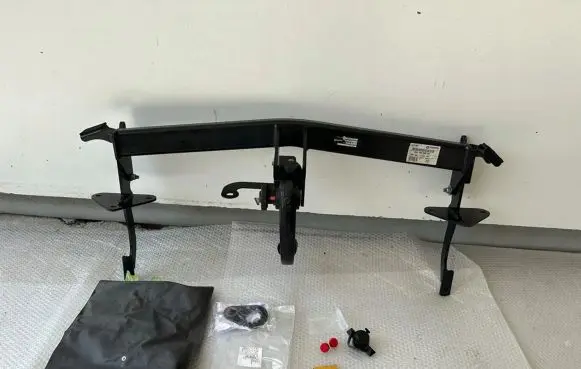 Fiat 500L Tow bar set 30640060001