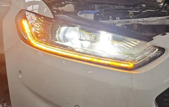 Ford Mondeo MK V Headlight/headlamp ES73-13D154-AE IMPRK1446082