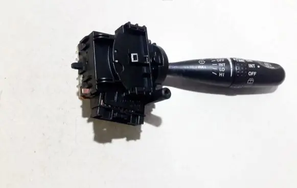 Toyota Corolla Verso E121 Wiper control stalk 1a830173699 173647