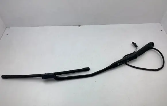 Volvo S60 Windshield/front glass wiper blade W000096128