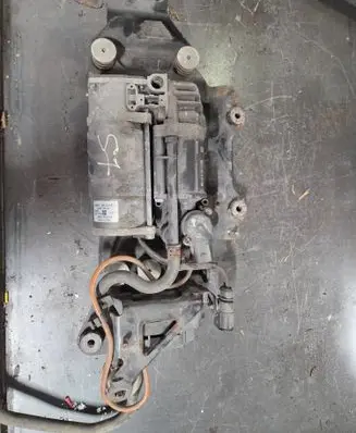 Audi A8 S8 D4 4H Air suspension compressor/pump 4H0616005D 4154034170