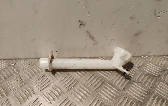 Nissan Navara D40 Window washer liquid tank fill tube 28915EA300