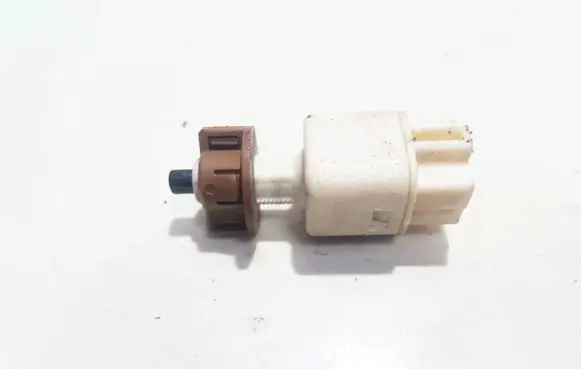 Toyota Auris 150 Brake pedal sensor switch