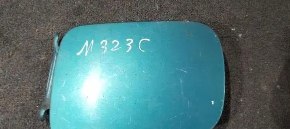 Mazda 323 Fuel tank cap