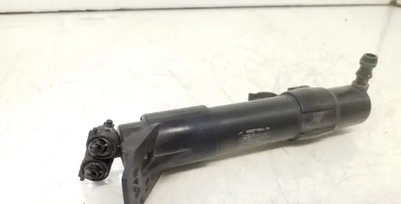 Volkswagen Jetta V Headlight washer spray nozzle 2006050420