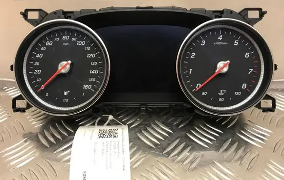 Mercedes-Benz E W238 Speedometer (instrument cluster) A2139009521