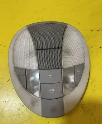 Mercedes-Benz E W211 Front seat light A2118202201 2118202201