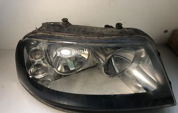 Seat Alhambra (Mk1) Headlight/headlamp 7M8941016H 0301182612