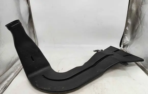 Mercedes-Benz CLA C118 X118 Cabin air duct channel a2478310100