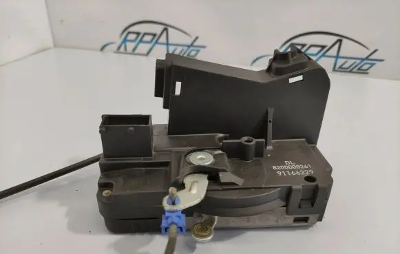 Renault Trafic II (X83) Front door lock 8200008261 91166229