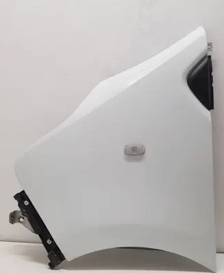 Renault Trafic III (X82) Fender 