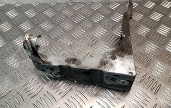 Audi A4 S4 B6 8E 8H Front bumper mounting bracket 8E0821138B
