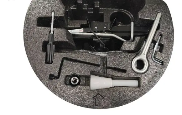 Maserati Ghibli Tool box 670031773