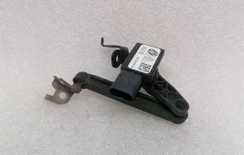 Porsche Taycan 9J1 Rear air suspension level height sensor 9J1616571B