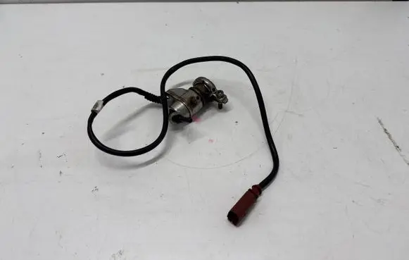 Audi A4 S4 B9 AdBlue injector 04L131113J