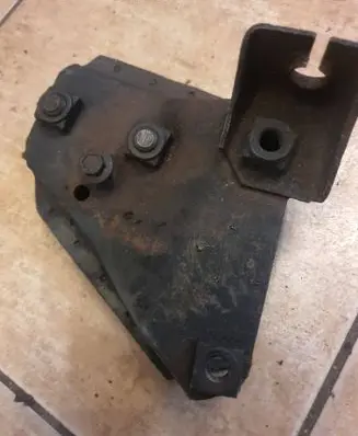 Volkswagen Transporter - Caravelle T4 Engine mounting bracket Nedur709