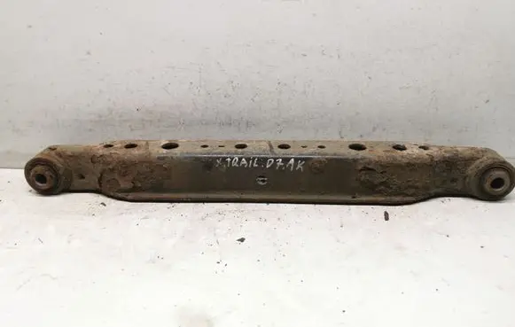 Nissan X-Trail T31 Rear suspension control arm 
