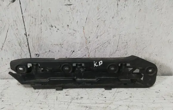 Volkswagen Touran I Front bumper mounting bracket