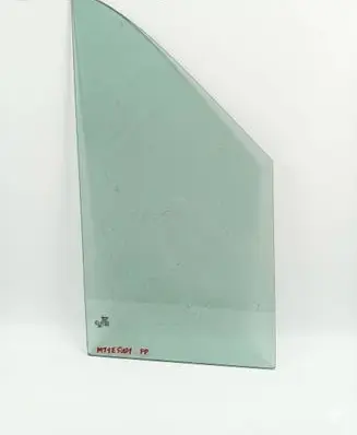 Man TGE 1gen Front door window glass four-door MT1E1401