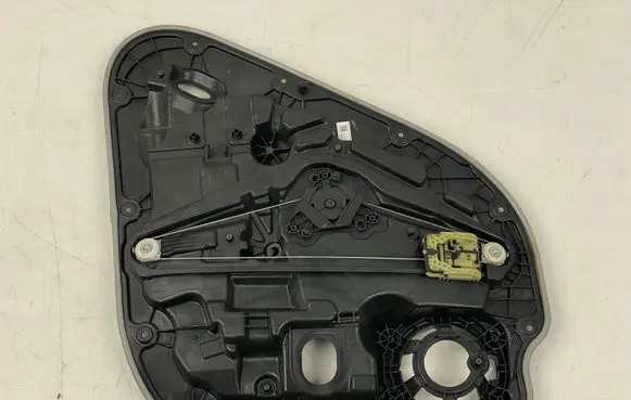 Volvo XC40 Rear door window regulator with motor 30747105
