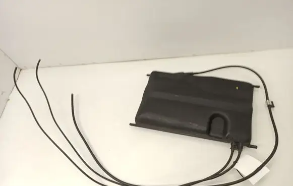 Vacuum air tank