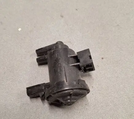 Chrysler 300 - 300C Turbo solenoid valve 04591733AA