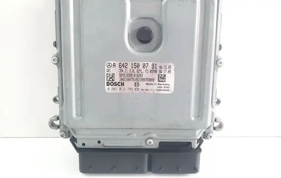 Mercedes-Benz E W211 Engine control unit/module A6421500791 0281012789
