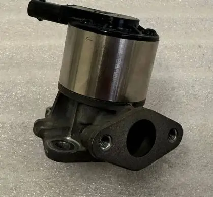 Skoda Octavia Mk2 (1Z) Valve 06M131101H