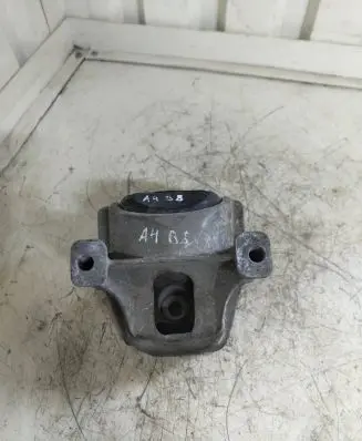 Audi A4 S4 B8 8K Engine mount bracket 8R0199381