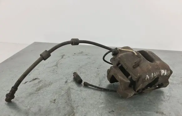 BMW 5 E39 Front brake caliper