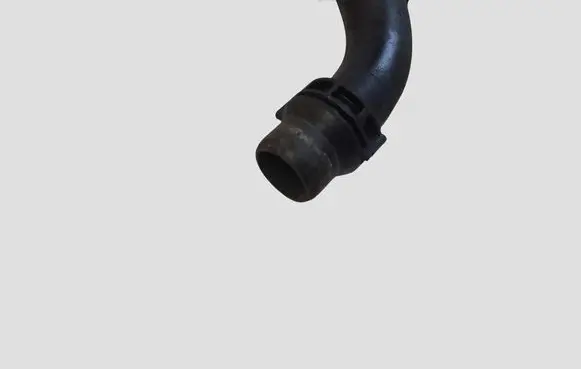 Audi Q5 SQ5 8R Engine coolant pipe/hose 06E121065N