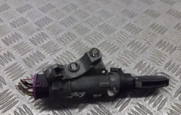 Audi A6 S6 C5 4B Ignition lock 4B0905851