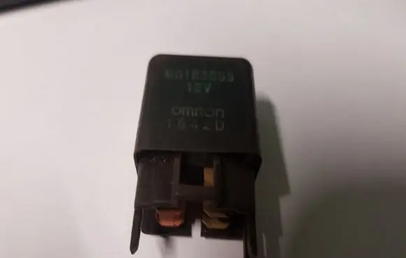 Mitsubishi Pajero Sport I Other relay MB183865