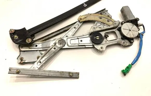 Subaru Forester SG Front door window regulator with motor 