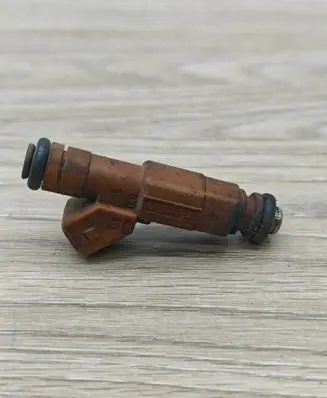 Volvo XC90 Fuel injector 9186340