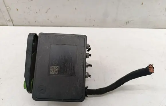 Volkswagen Multivan T7 ABS Pump 7T0614517D