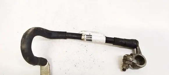 Volkswagen PASSAT B6 Positive cable (battery) 