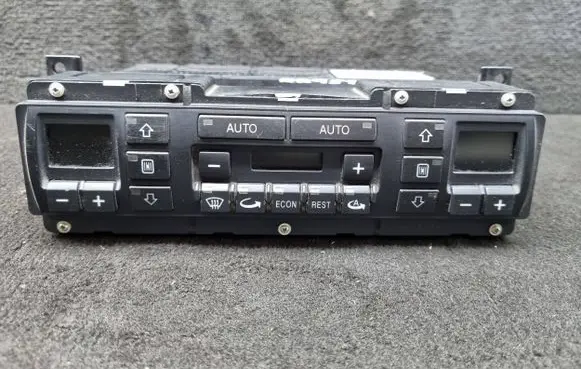 Audi A8 S8 D2 4D Climate control unit 4D0820043K