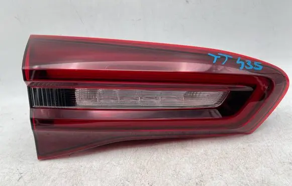 Ford Focus Rear/tail lights NX7B13A603HB