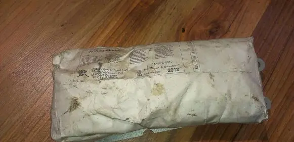 Ford Fiesta Passenger airbag 97FBF042B84AA