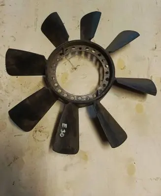 BMW 3 E30 Fan impeller 078121301